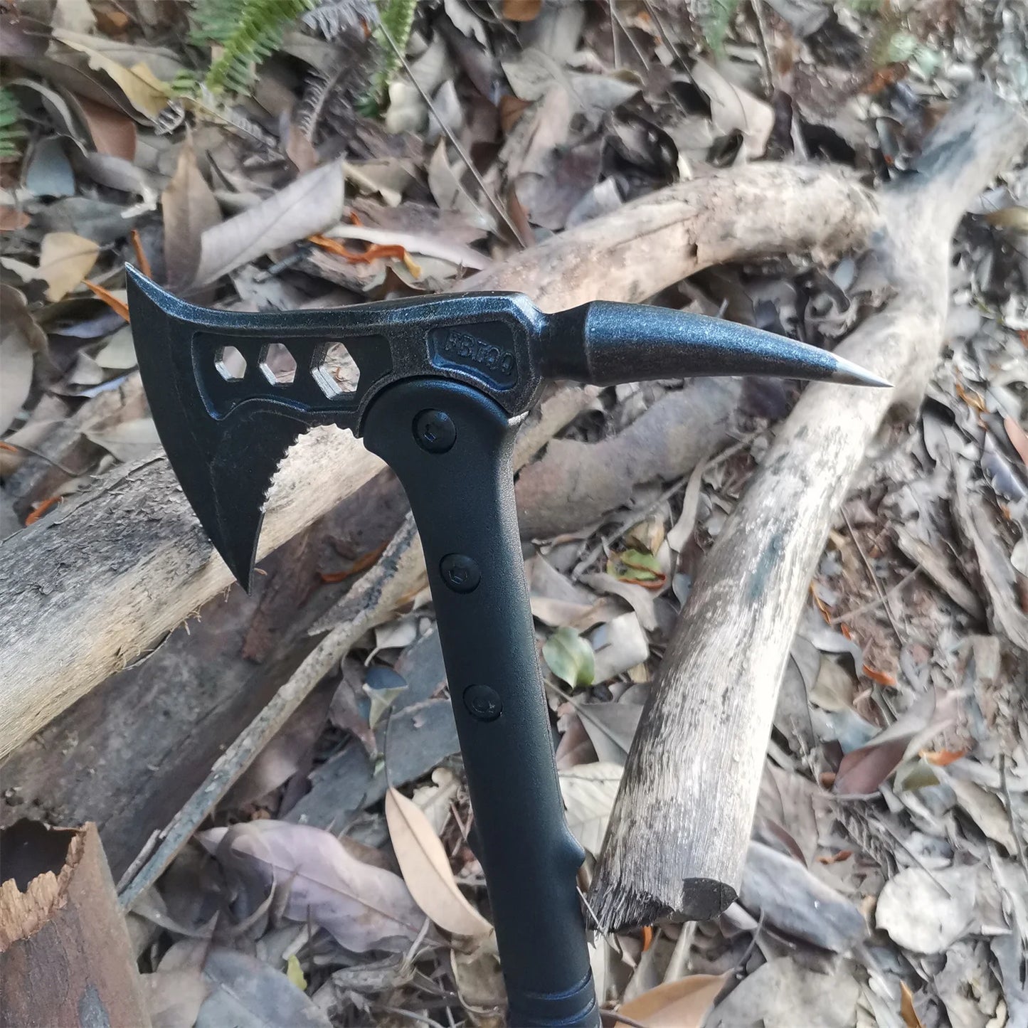 Survival Axe Tactical Hunting Hammer Multifunction Outdoor Rescue Tools